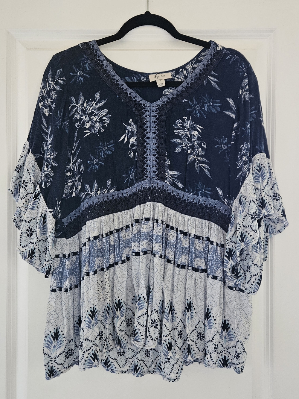 Style & Co Blue Boho Floral Peasant Top – Size Large